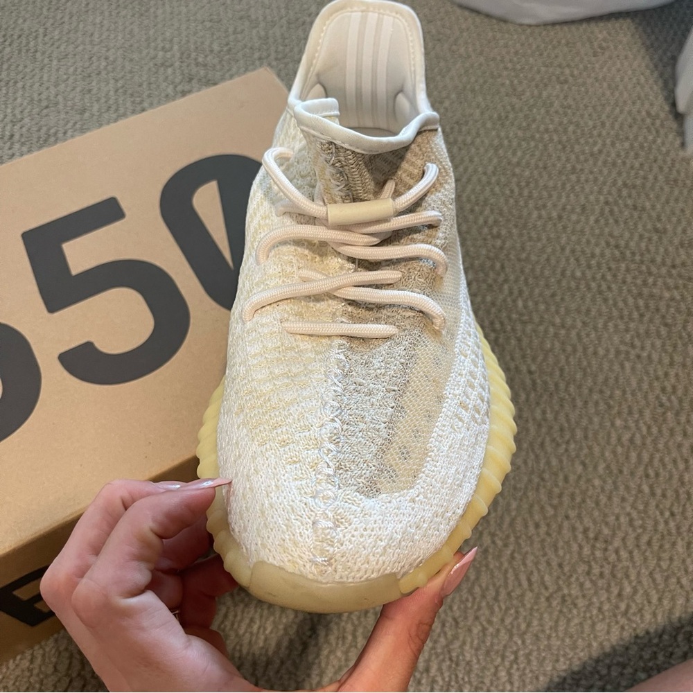 YEEZY BOOST 350 V2 - Abez - Picture 8 of 15